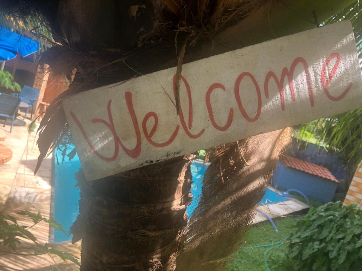Guest House Lua باراكورو المظهر الخارجي الصورة