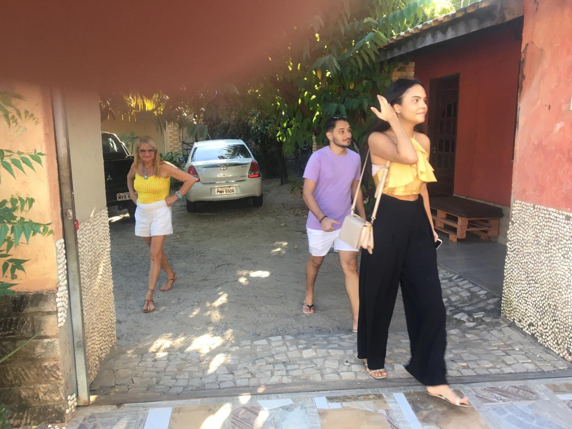 Guest House Lua باراكورو المظهر الخارجي الصورة